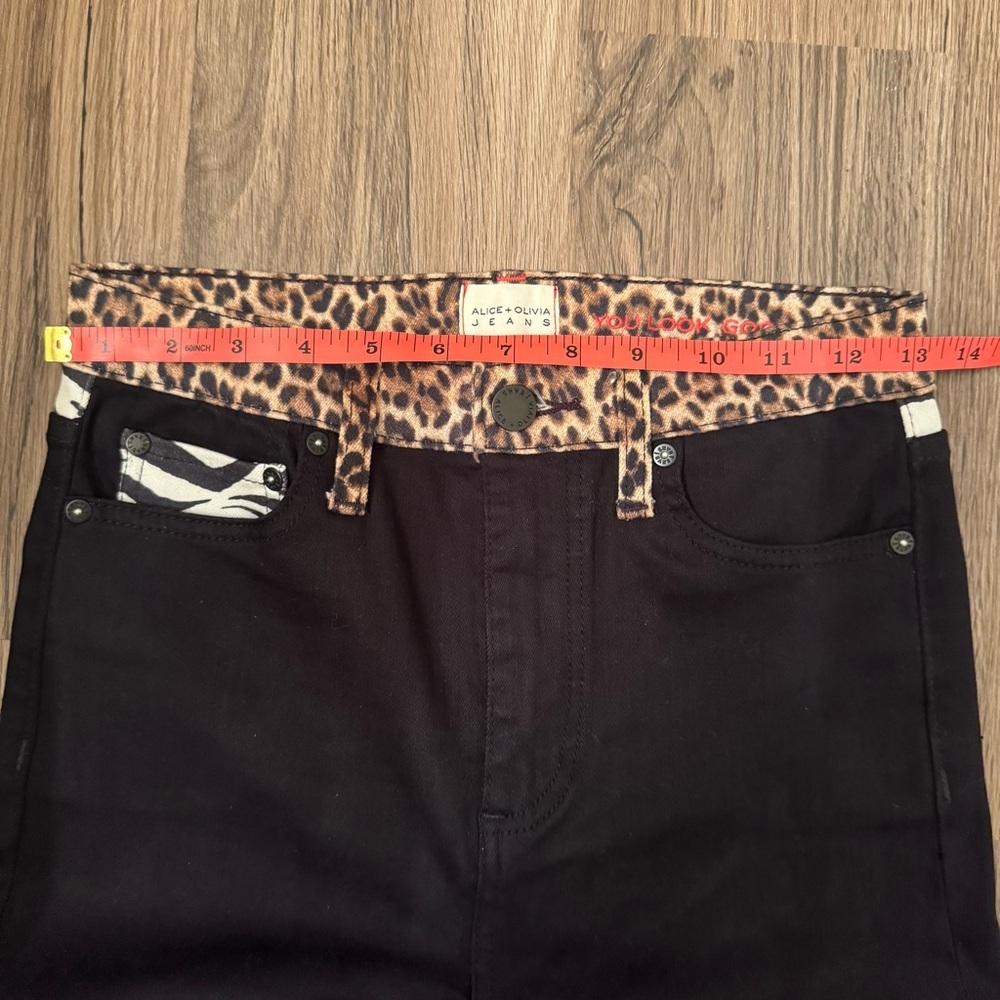 Alice + Olivia High Rise Skinny Queen Of The Night Jeans Size 26 - Picture 6 of 9